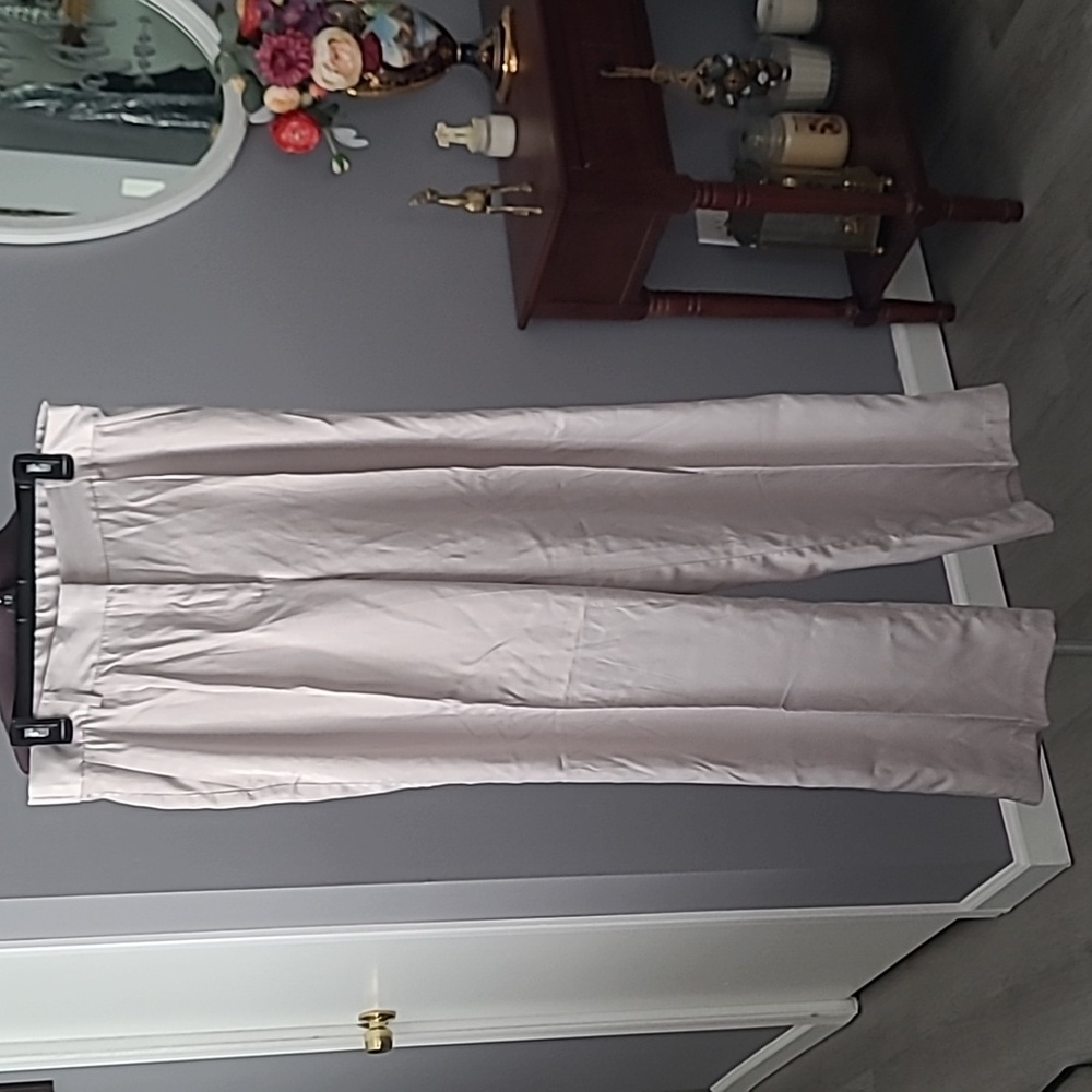 NWT VERY SILKY FEELING H & M SLACKS